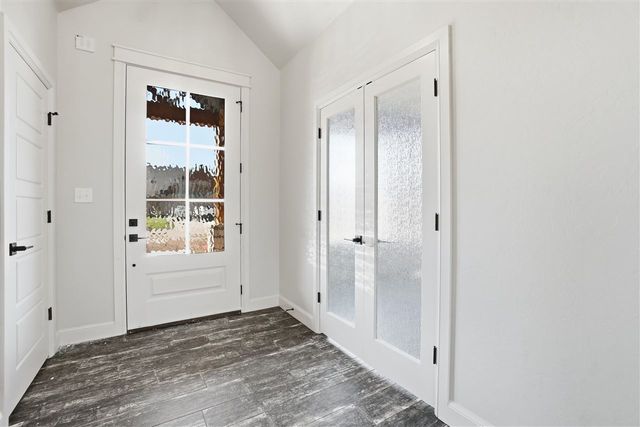 2406 NE Falcon Ln, Lawton, OK 73507