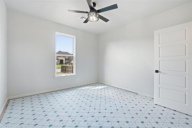 2406 NE Falcon Ln, Lawton, OK 73507