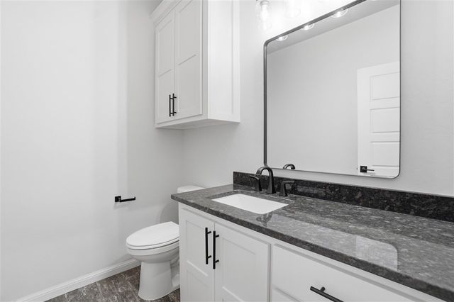 2406 NE Falcon Ln, Lawton, OK 73507