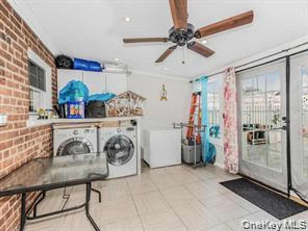 2535 Hollers Avenue, Bronx, NY 10475 — photo 5
