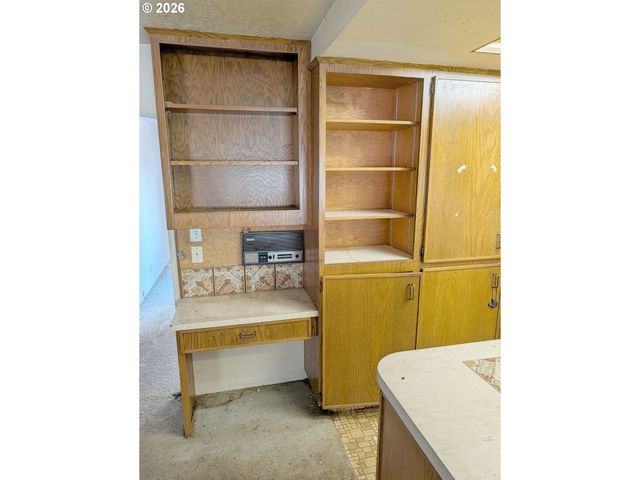 20010 Ne GLISAN St, Portland, OR 97230