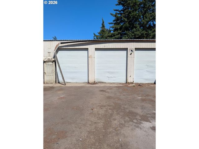 20010 Ne GLISAN St, Portland, OR 97230