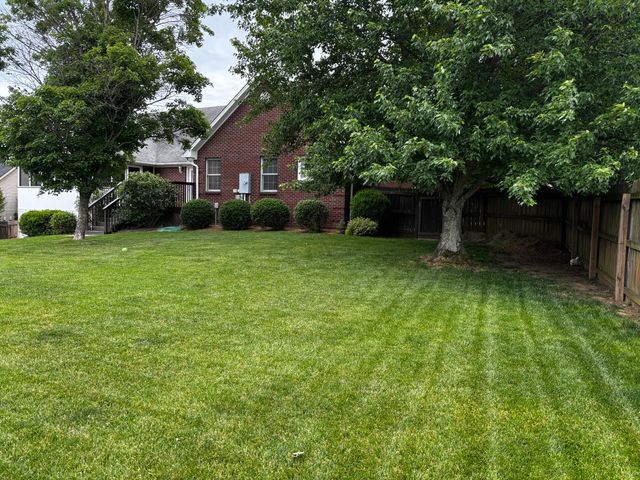 844 Isaac Shelby Circle, Frankfort, KY 40601