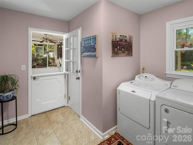 304 Wood Dale Drive, Hendersonville, NC 28791