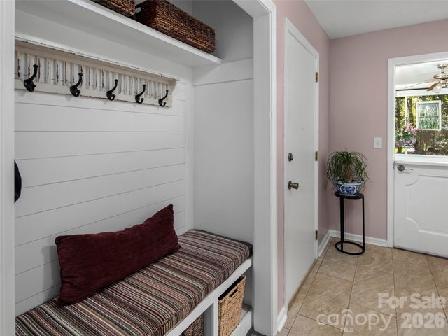 304 Wood Dale Drive, Hendersonville, NC 28791