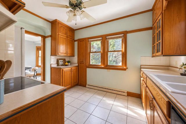 6602 W Hadley STREET, Milwaukee, WI 53210