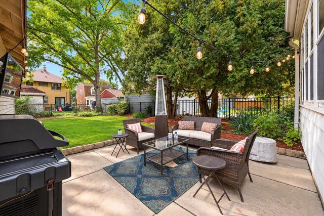 6602 W Hadley STREET, Milwaukee, WI 53210