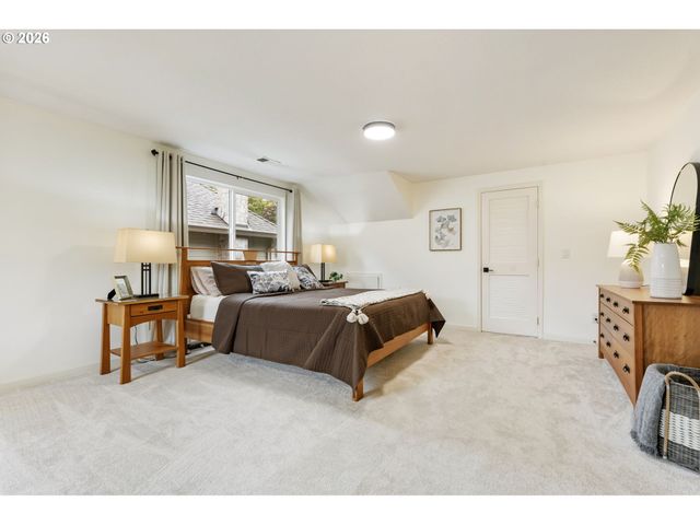 13270 PRINCETON Ct, Lake Oswego, OR 97035