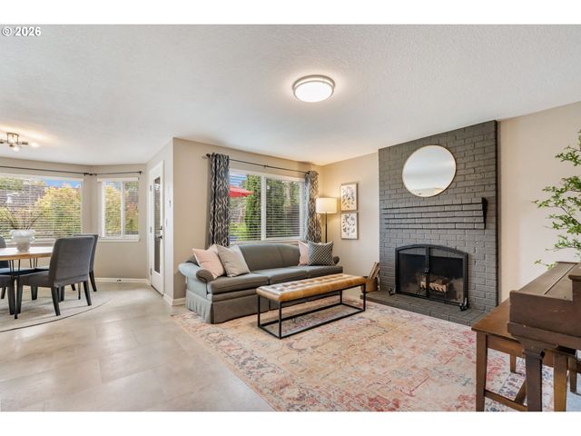 13270 PRINCETON Ct, Lake Oswego, OR 97035