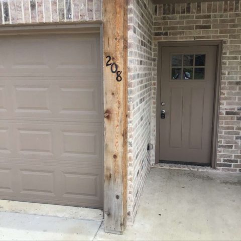 460 Pecan Hollow 460, Garrett, TX 75119