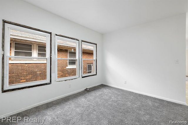 2447 Gladstone Street, Detroit, MI 48206