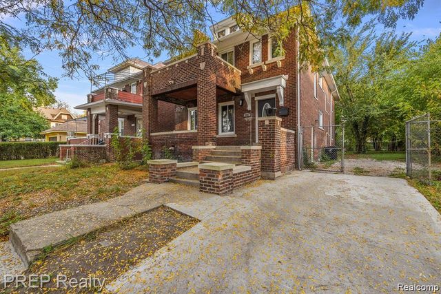 2447 Gladstone Street, Detroit, MI 48206