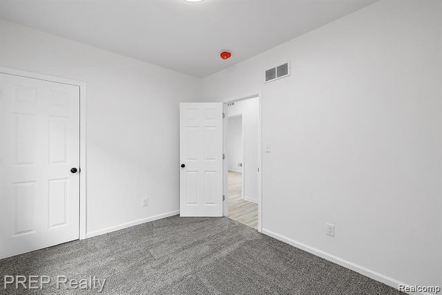 2447 Gladstone Street, Detroit, MI 48206