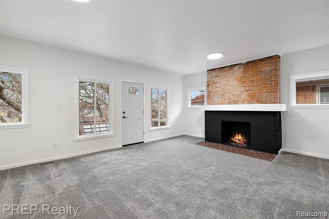 2447 Gladstone Street, Detroit, MI 48206