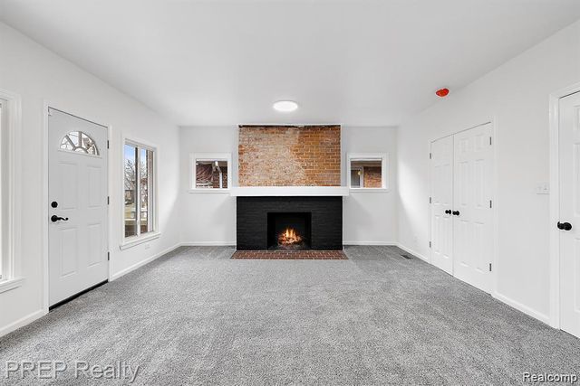 2447 Gladstone Street, Detroit, MI 48206