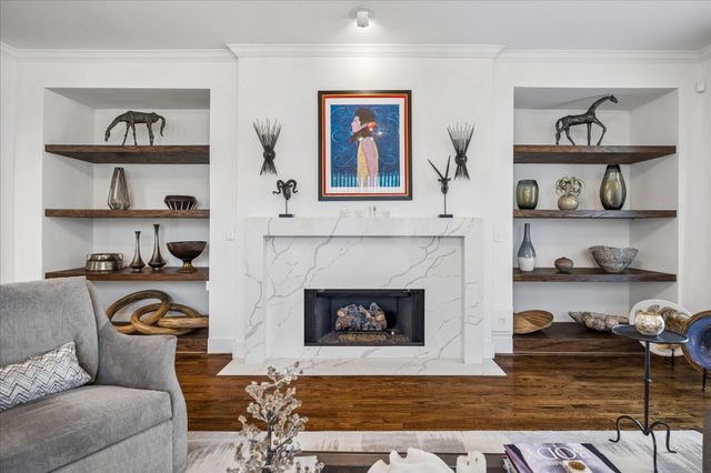 2402 Mcclendon Street, Houston, TX 77030