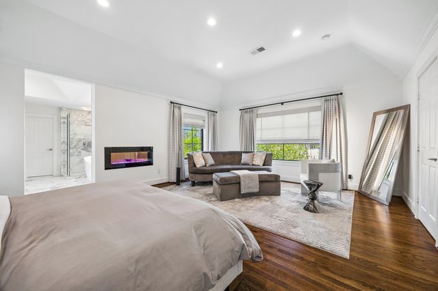 2402 Mcclendon Street, Houston, TX 77030