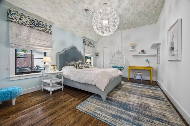 2402 Mcclendon Street, Houston, TX 77030