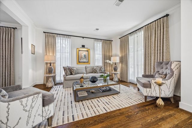 2402 Mcclendon Street, Houston, TX 77030