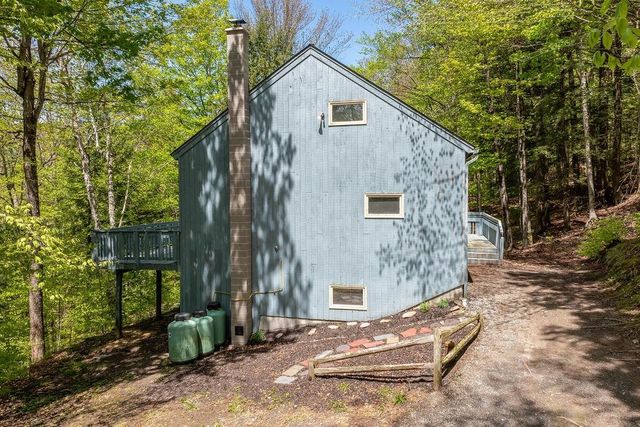 75 Naulahka Lane, Hartford, VT 05059