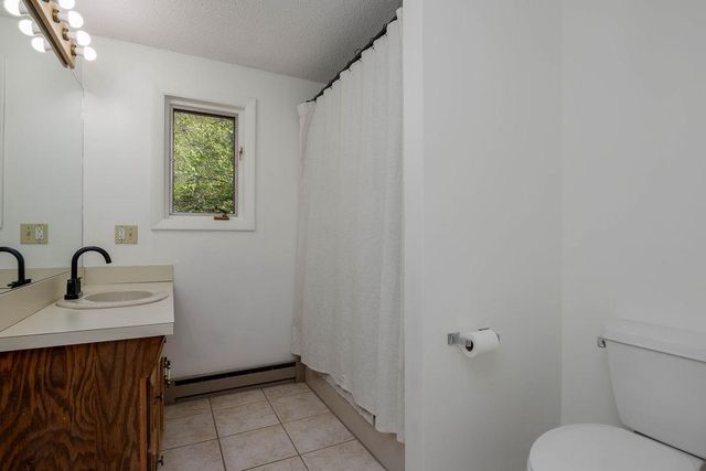 75 Naulahka Lane, Hartford, VT 05059
