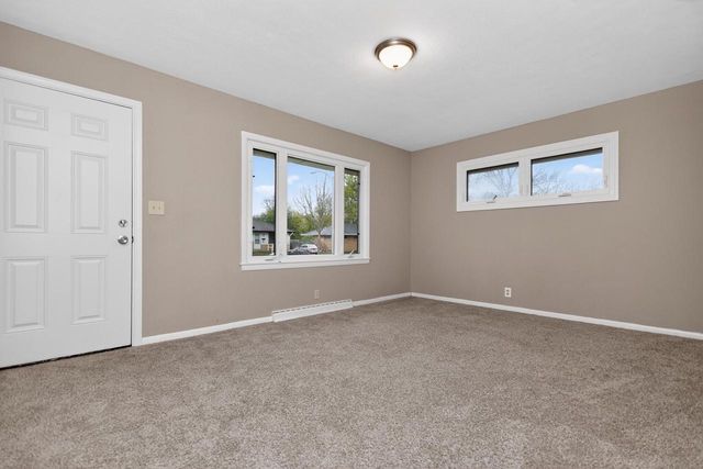 8815 Monrovia AVENUE, Milwaukee, WI 53225