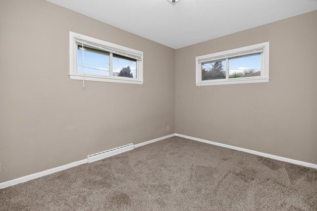 8815 Monrovia AVENUE, Milwaukee, WI 53225