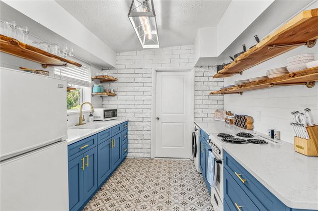 2908 S PENINSULA DRIVE, Daytona Beach, FL 32118