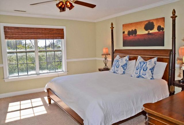 1069 Mathis Ferry Road, Mount Pleasant, SC 29464