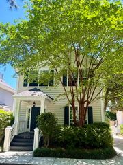 1069 Mathis Ferry Road, Mount Pleasant, SC 29464