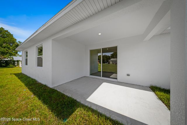 1614 Seeley Circle NW, Palm Bay, FL 32907