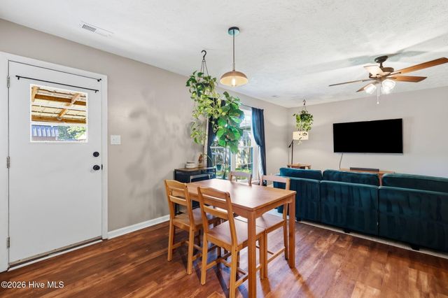 7364 Pebblebrook Drive, Fayetteville, NC 28314