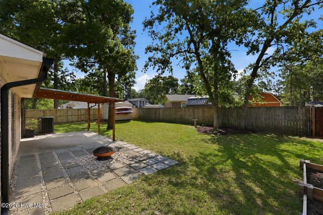 7364 Pebblebrook Drive, Fayetteville, NC 28314