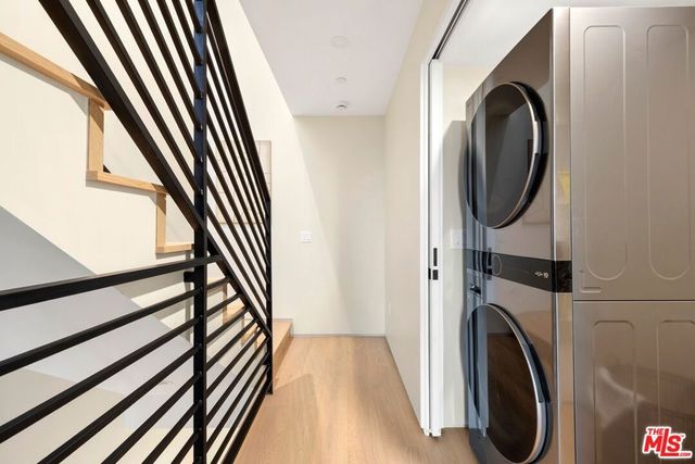 1011 N Ogden Drive 105, West Hollywood, CA 90046