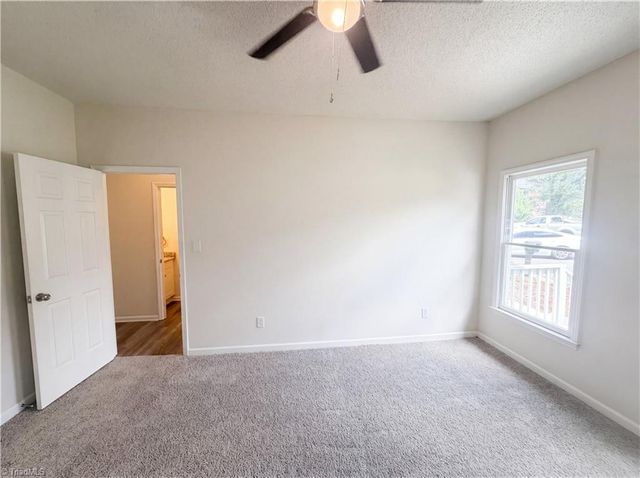 3719 Harrington Point, High Point, NC 27265