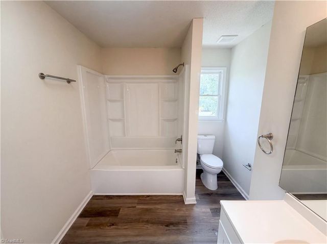 3719 Harrington Point, High Point, NC 27265