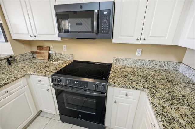 60 SURFVIEW DRIVE 122, Palm Coast, FL 32137