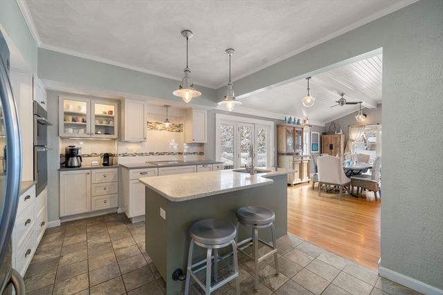 62 Oakland St Ext, Natick, MA 01760