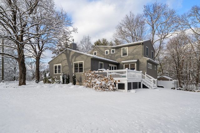 62 Oakland St Ext, Natick, MA 01760