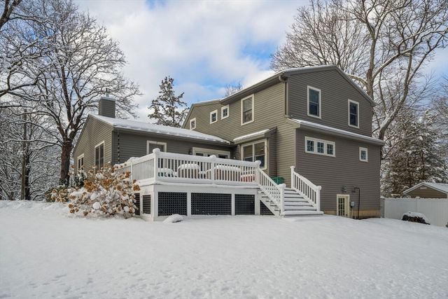 62 Oakland St Ext, Natick, MA 01760