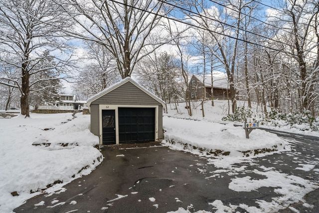 62 Oakland St Ext, Natick, MA 01760