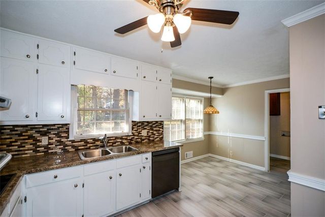 1316 White Oak SE Street, Conyers, GA 30013