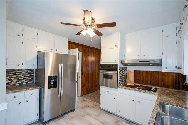 1316 White Oak SE Street, Conyers, GA 30013