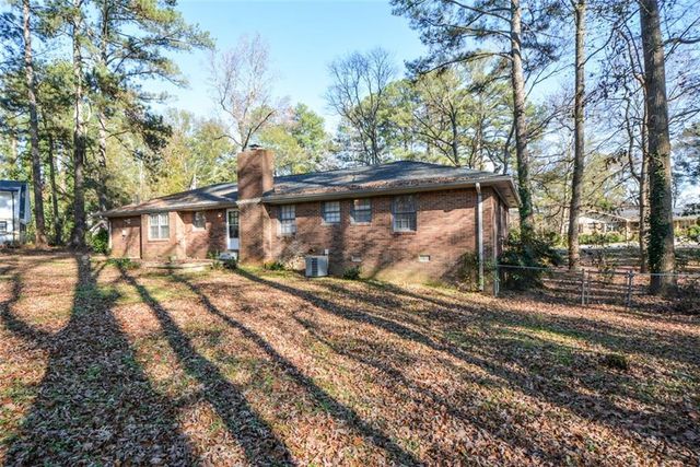 1316 White Oak SE Street, Conyers, GA 30013