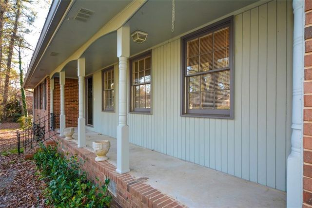 1316 White Oak SE Street, Conyers, GA 30013