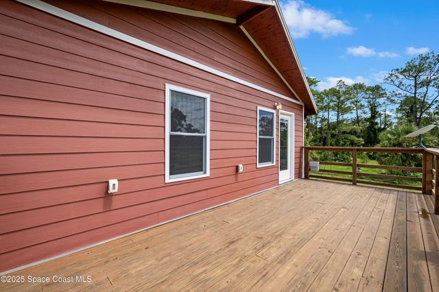 23300 Sisler Avenue, Christmas, FL 32709