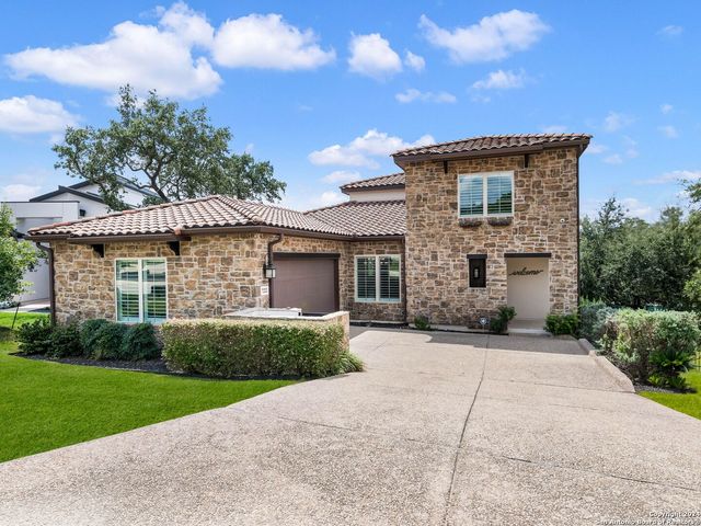 7222 BLUFF RUN, San Antonio, TX 78257