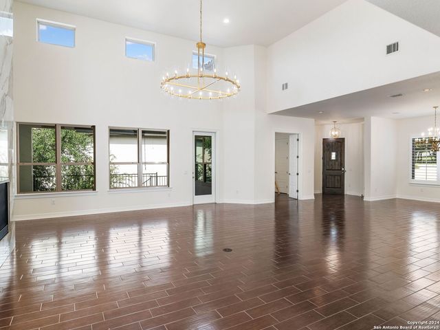 7222 BLUFF RUN, San Antonio, TX 78257