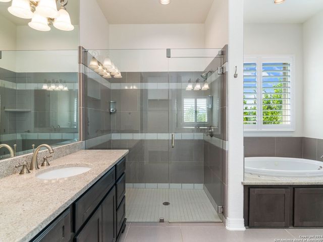 7222 BLUFF RUN, San Antonio, TX 78257