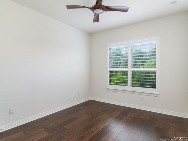 7222 BLUFF RUN, San Antonio, TX 78257